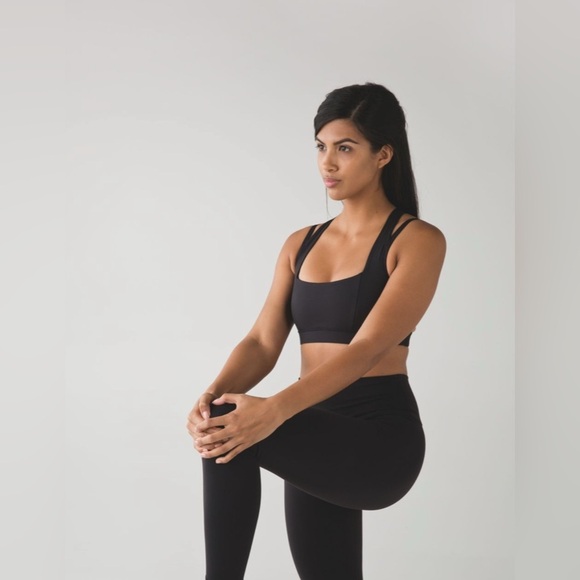 Lululemon Splendour Bra
Black​​ - Picture 4 of 10